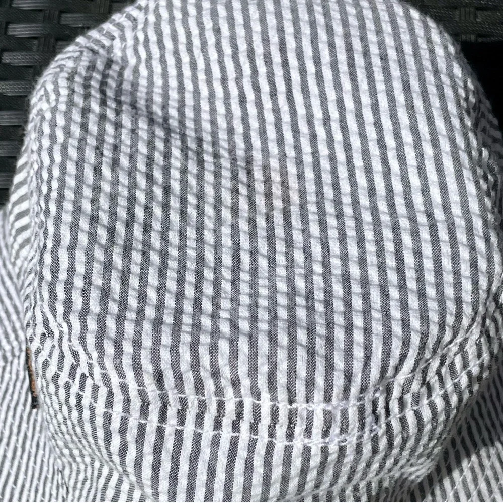 **$10 w/Bundle** Ben Sherman Hat - Picture 3 of 5